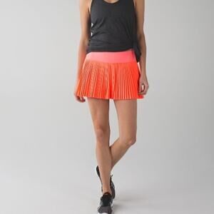 lululemon pleat to street skirt grapefruit-size 6
